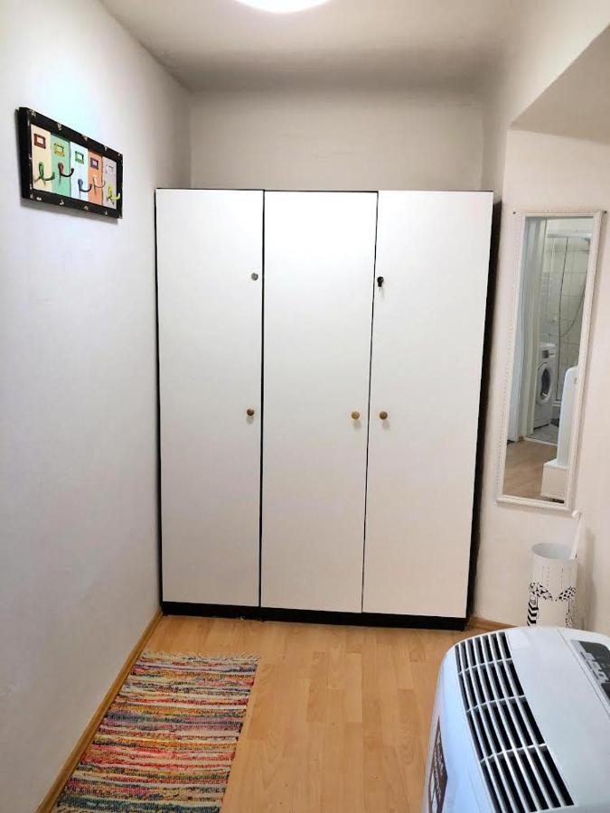 1Br Apartment On The Most Beautiful Street In Ljubljana Center Eksteriør bilde