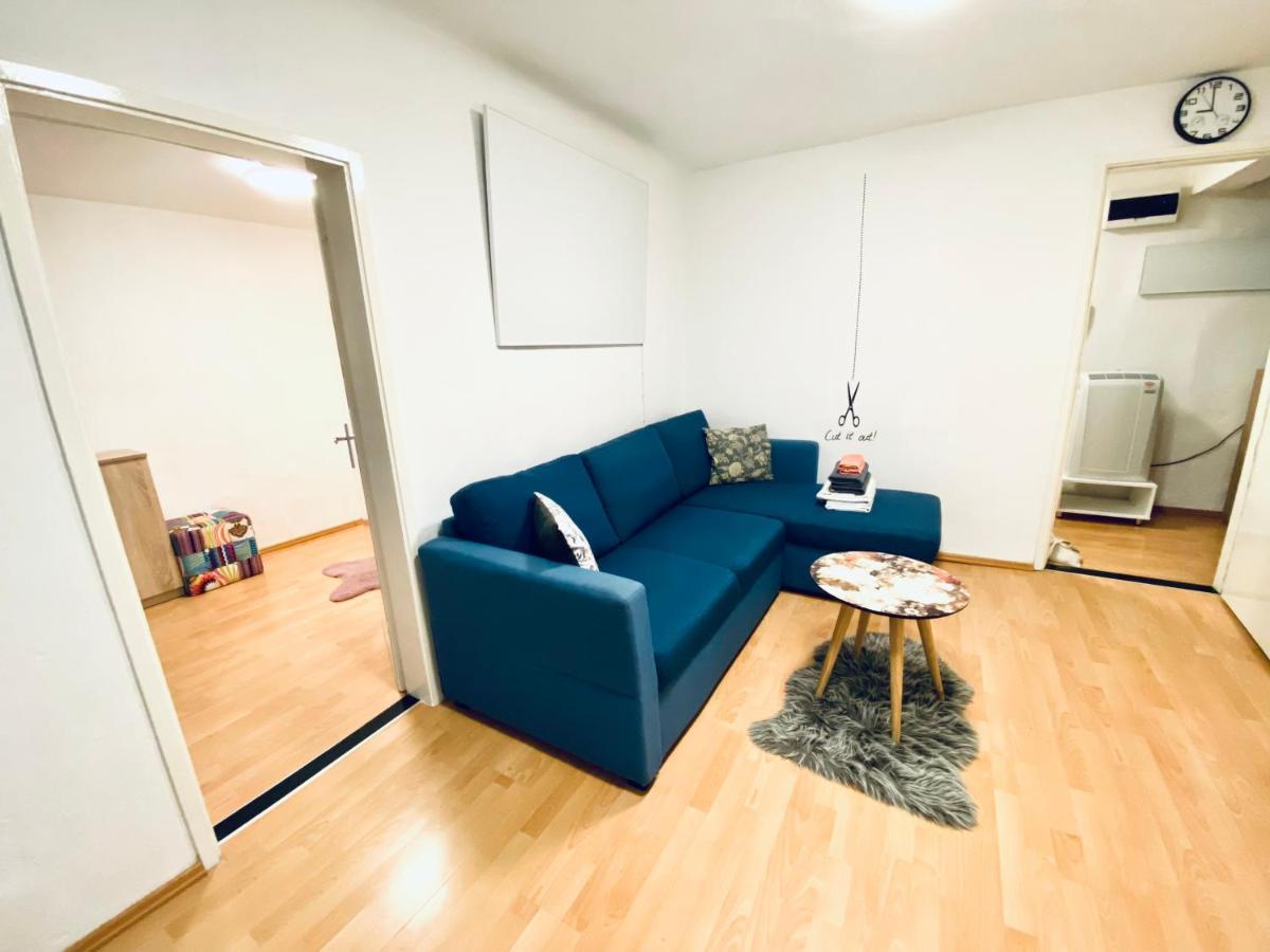 1Br Apartment On The Most Beautiful Street In Ljubljana Center Eksteriør bilde